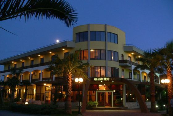 Grand Pameba Hotel Škalngur Екстериор снимка